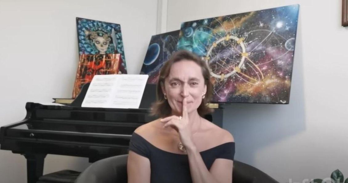 Soňa Peková je lhářka, jejím příznivcům to ale nevadí. Jaké nebezpečí z toho plyne